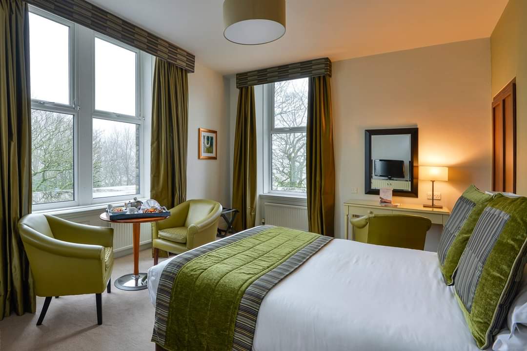 mercure hotel - bedroom